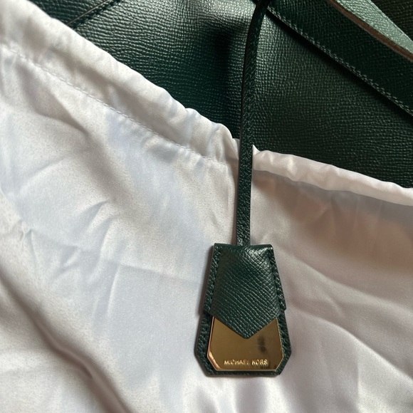 Michael Kors Green Tote Bag EUC - Picture 6 of 8